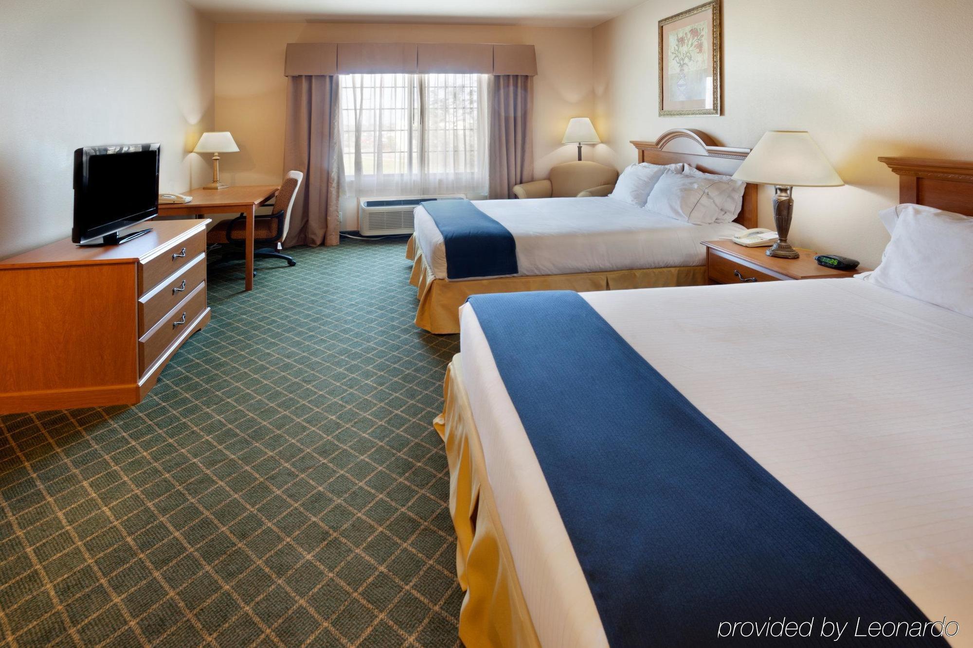 Holiday Inn Express Hotel And Suites Alice By Ihg Exterior photo